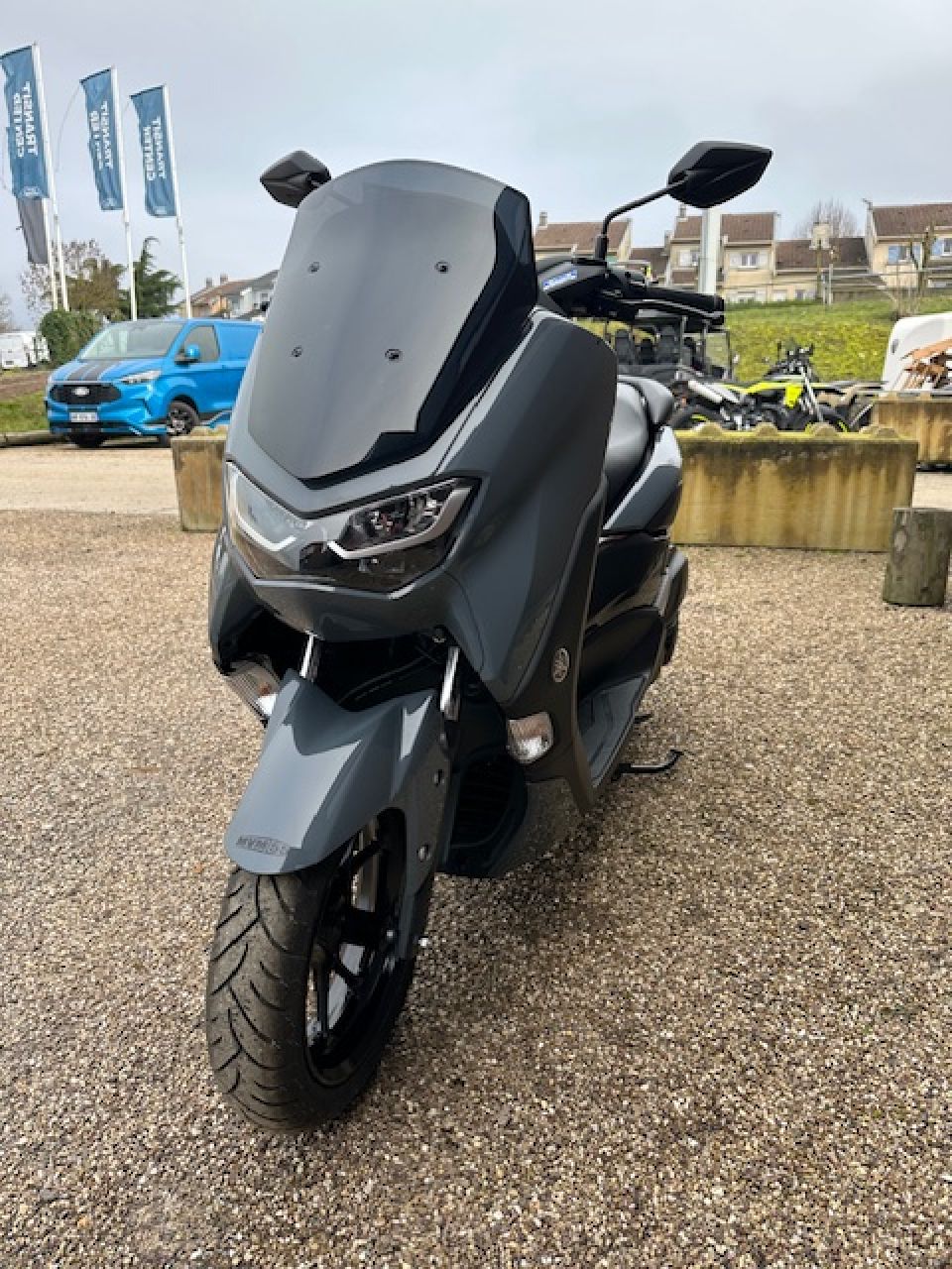 YAMAHA NMAX 125 8