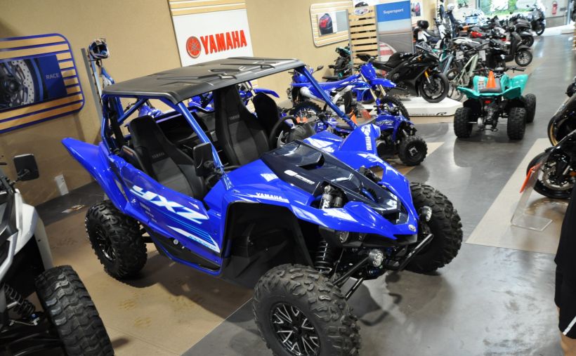 YAMAHA YXZ 1000R 12