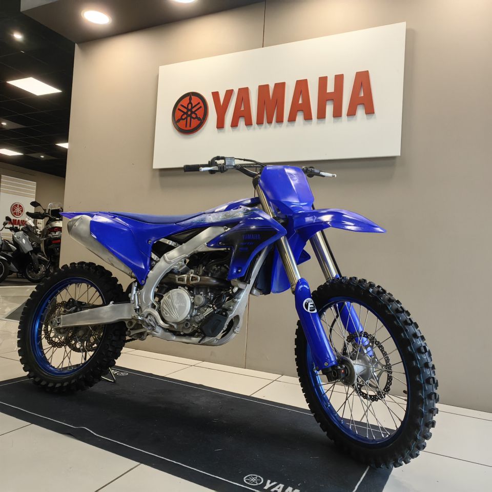 YAMAHA YZ250F 4