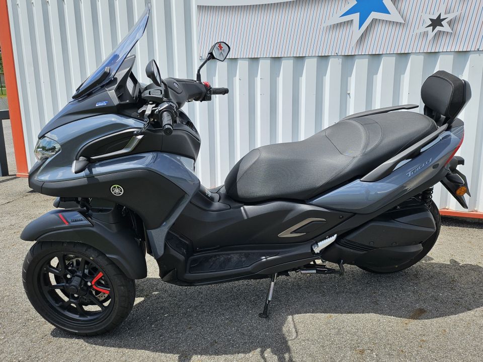 YAMAHA TRICITY 300 4