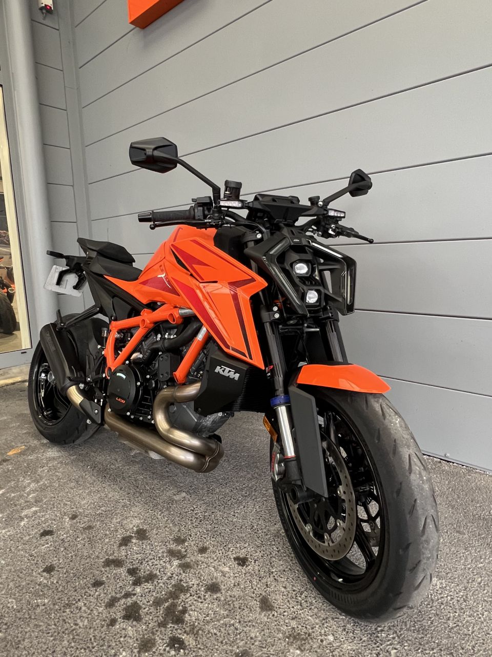 KTM 1390 SUPER DUKE R EVO 6