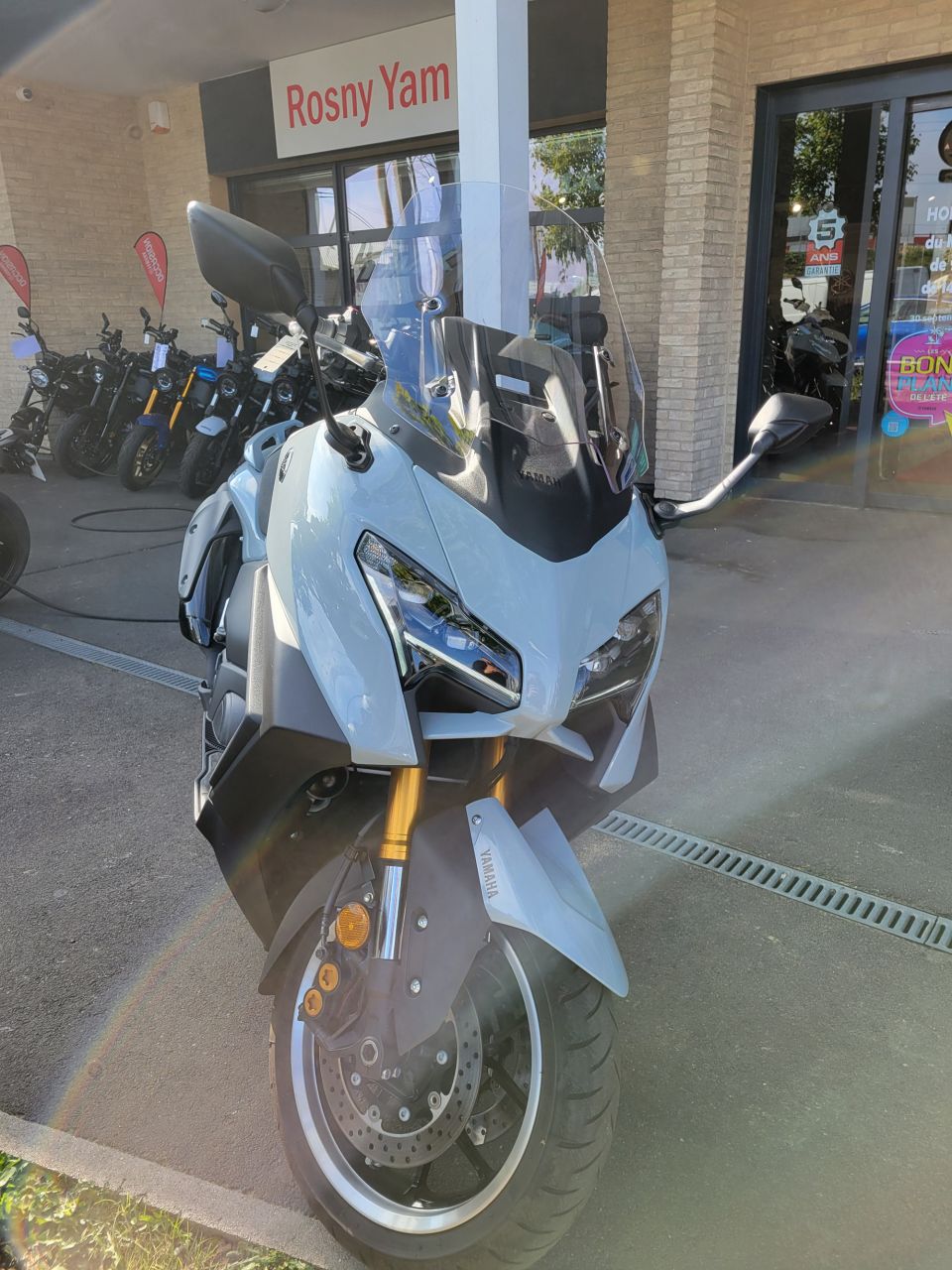 YAMAHA XP T-MAX 560 TECH MAX 1