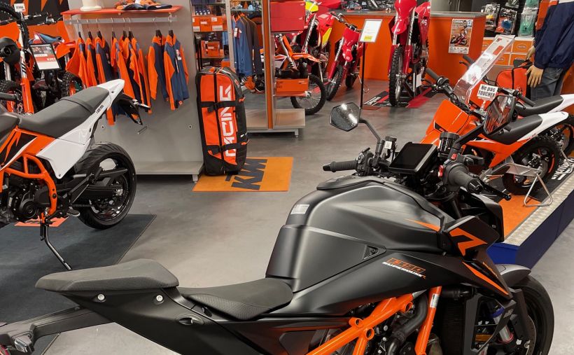 KTM 1390 SUPER DUKE R EVO 12