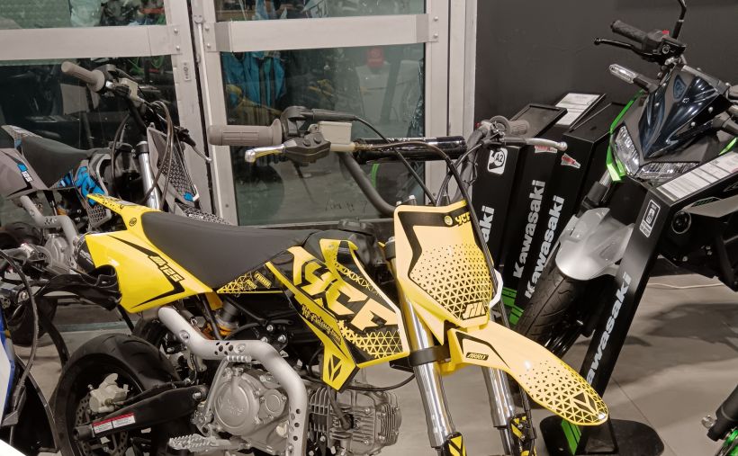 YCF 125 SUPERMOTARD 0
