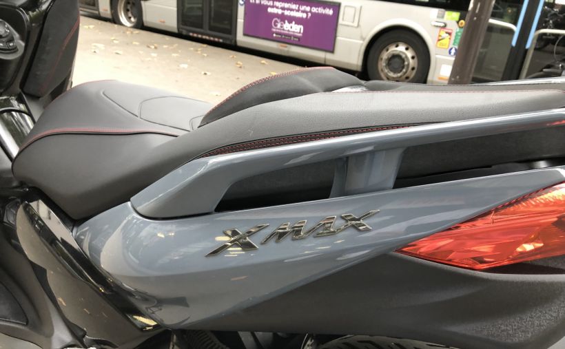 YAMAHA XMAX 125 TECH MAX 22