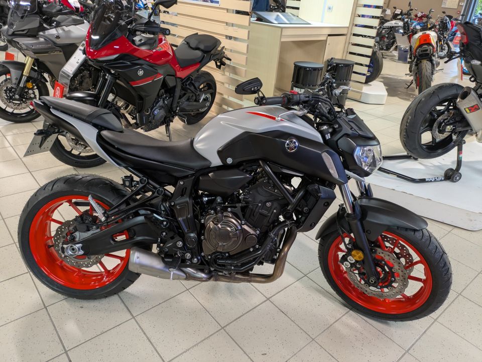 YAMAHA MT-07 (47.5CV) 0