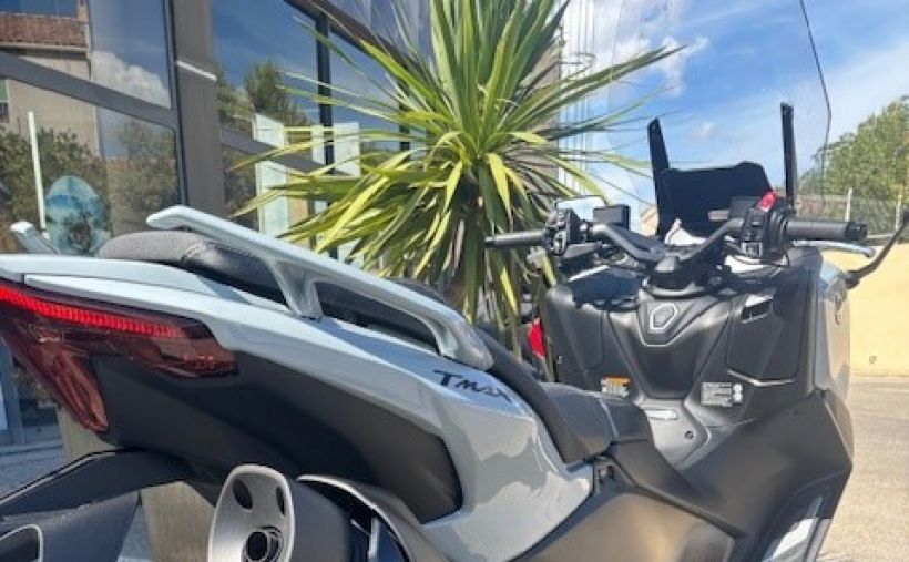 YAMAHA XP T-MAX 560 TECH MAX 2