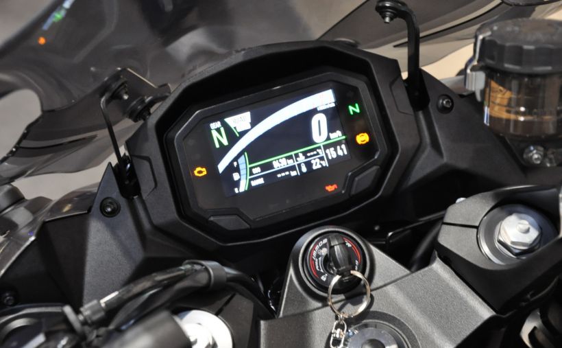 KAWASAKI Z 1000 SX 13