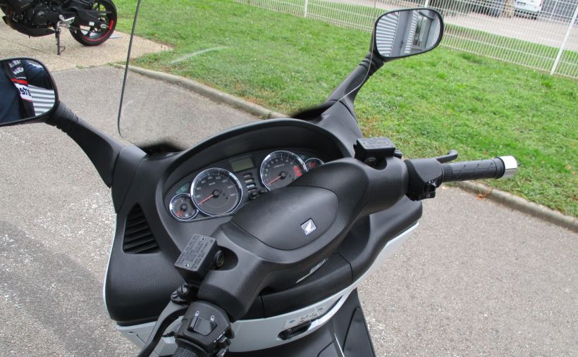 HONDA S-WING 125 12