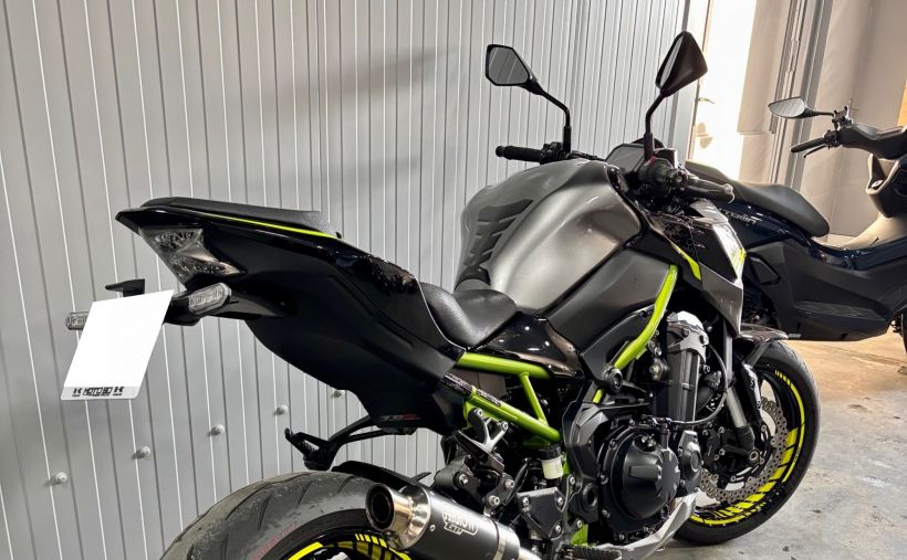 KAWASAKI Z 900 6