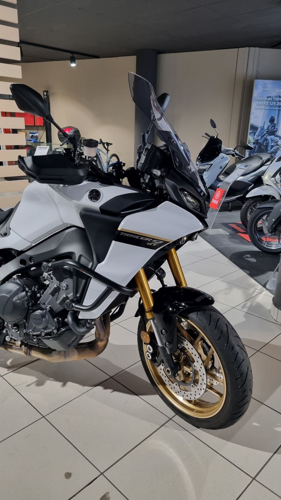 YAMAHA TRACER 9 GT 1