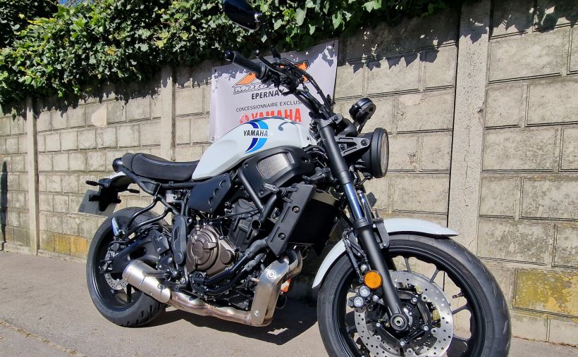 YAMAHA XSR 700 ABS 1