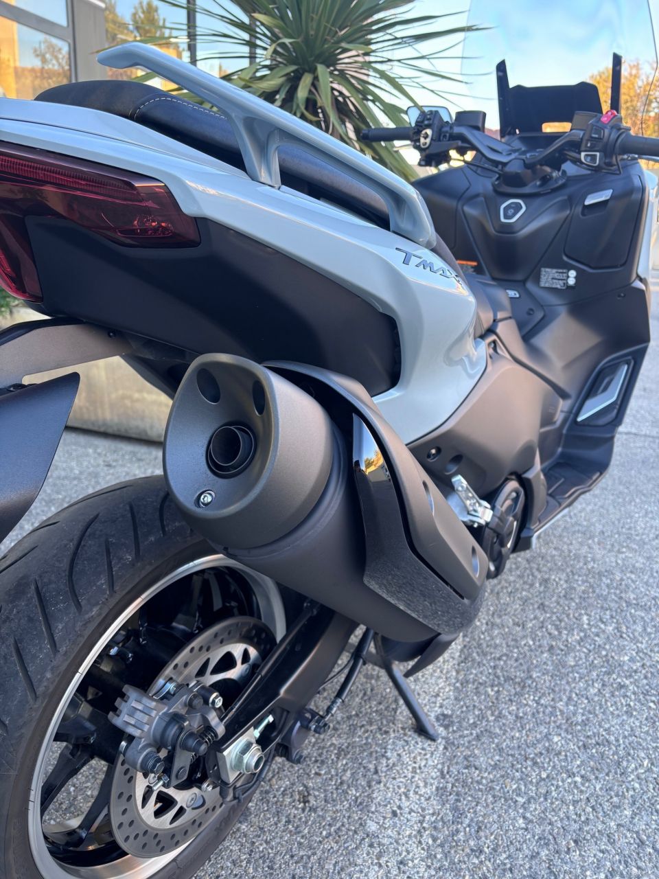 YAMAHA XP T-MAX 560 TECH MAX 1