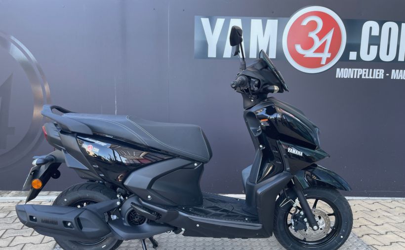 YAMAHA RayZR 125 0