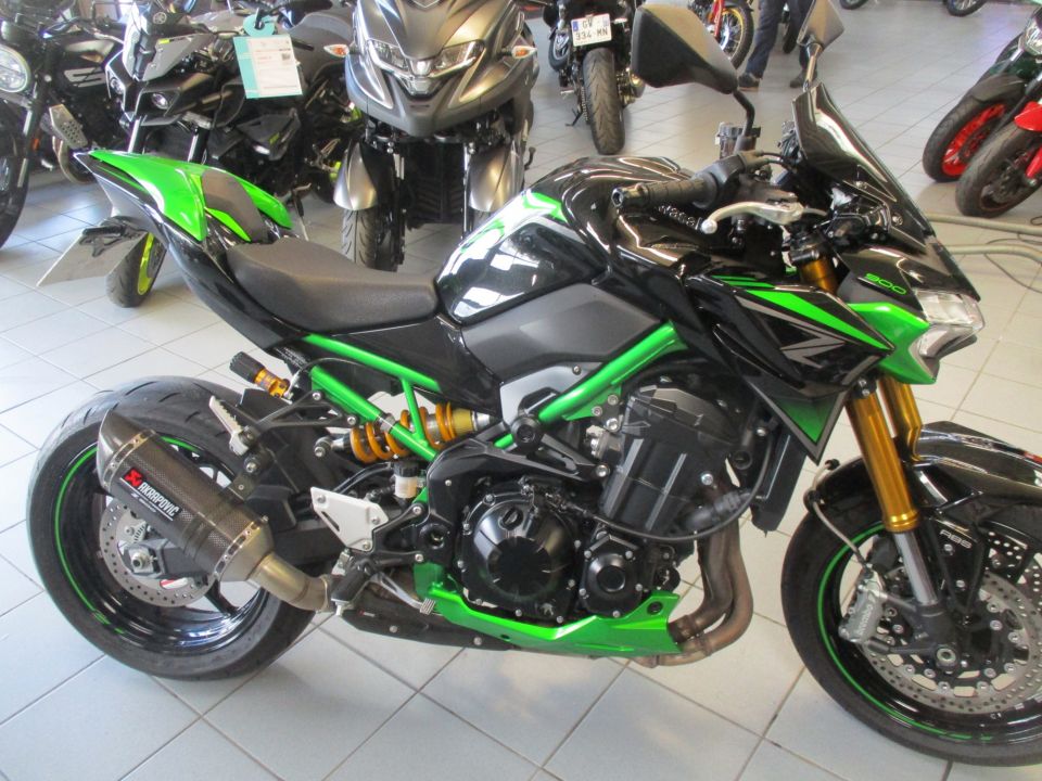 KAWASAKI Z900 SE 0