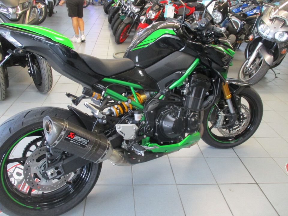 KAWASAKI Z900 SE 40