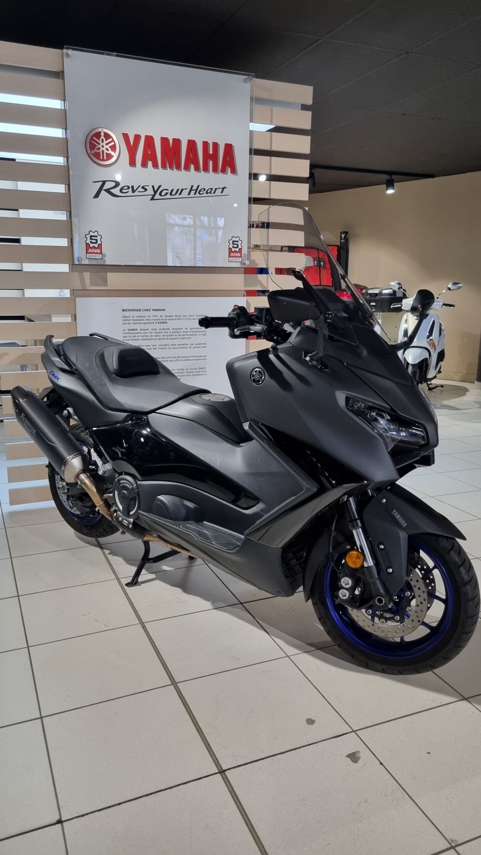 YAMAHA XP T-MAX 560 0