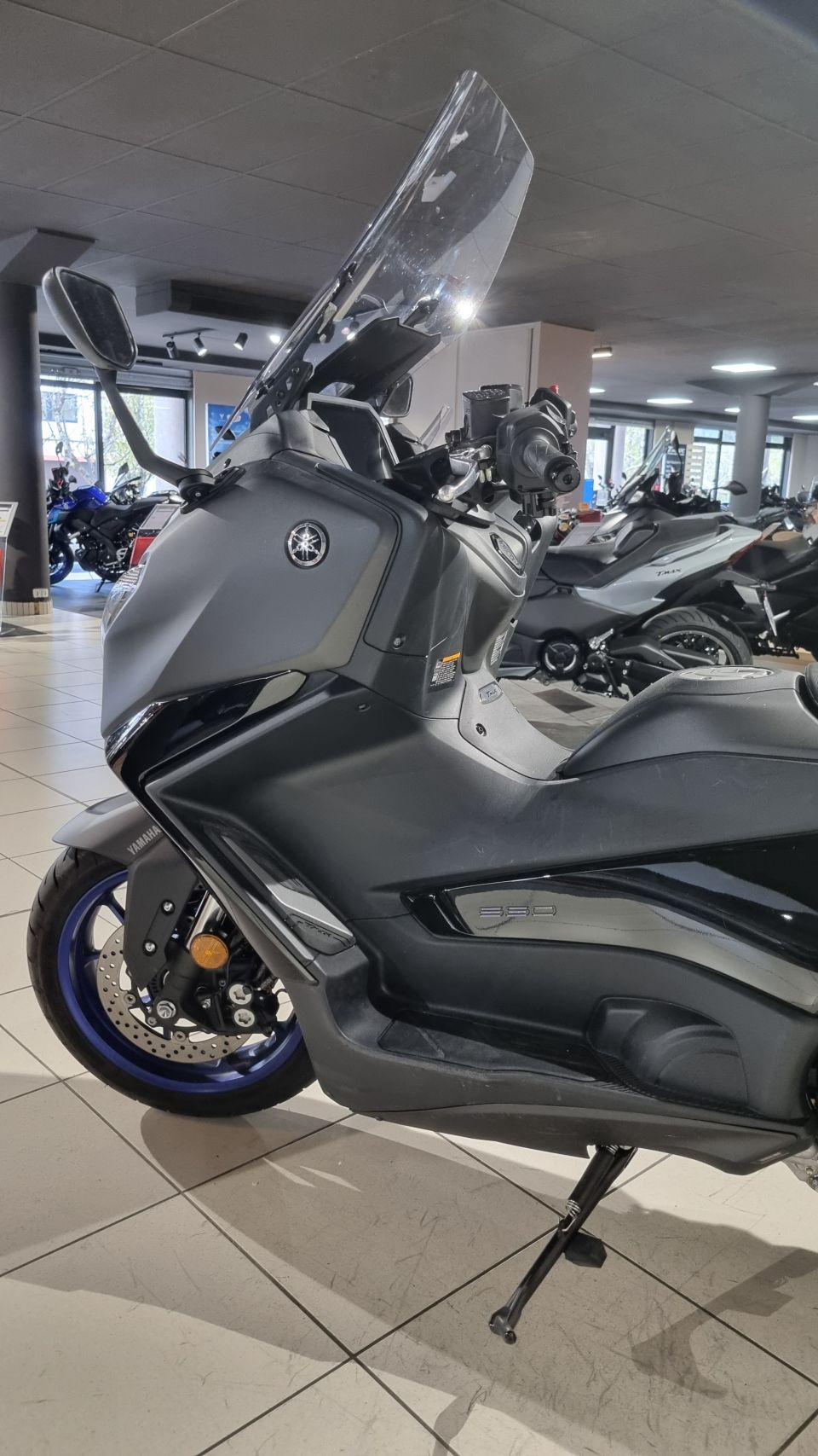 YAMAHA XP T-MAX 560 6