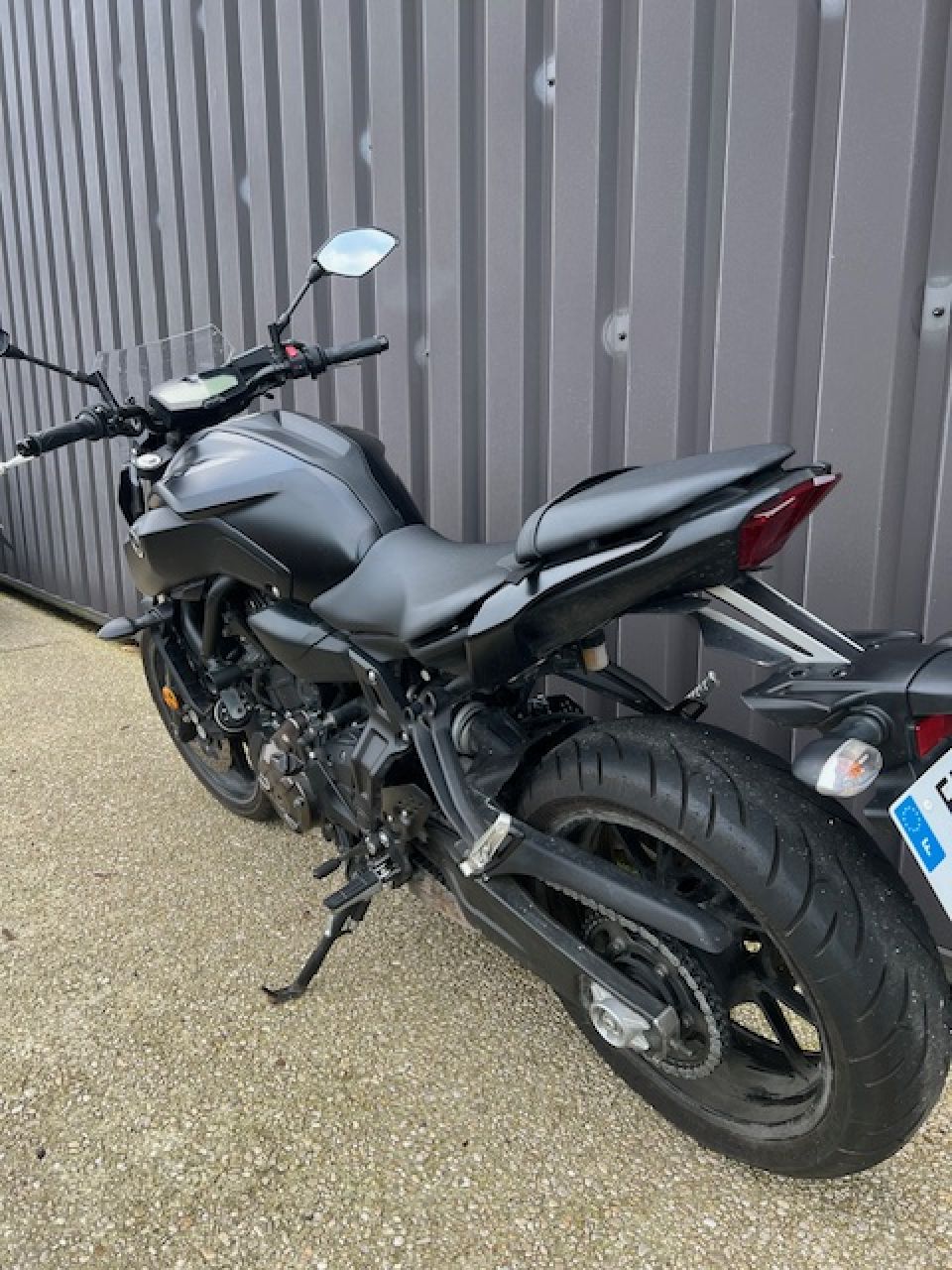 YAMAHA MT-07 3