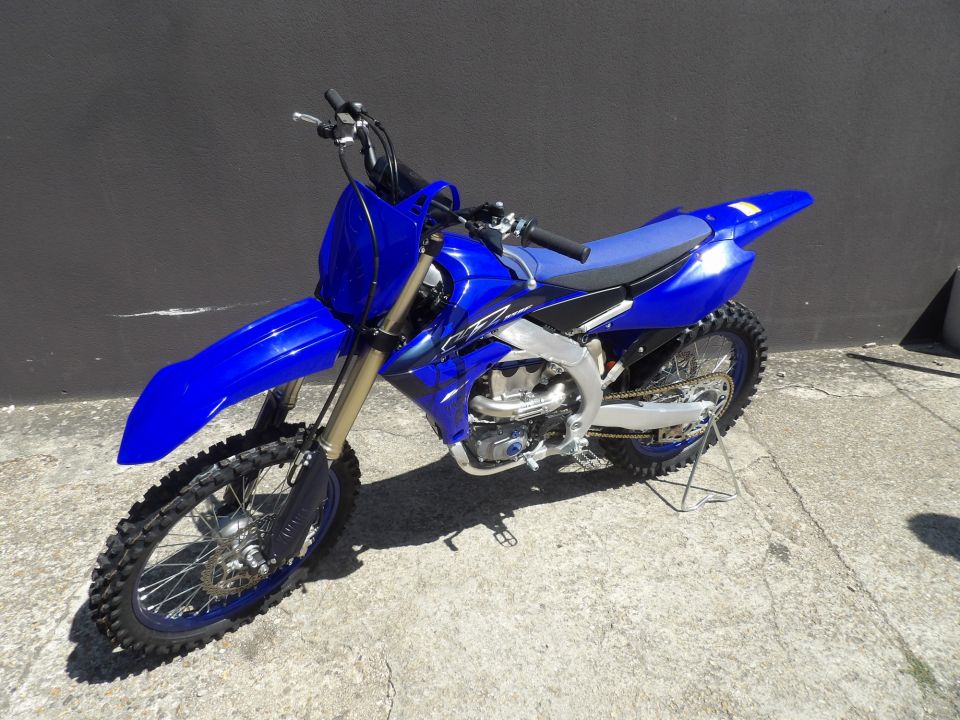 YAMAHA YZ250F 4