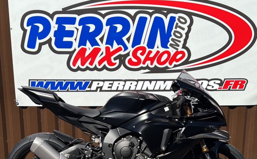 YAMAHA YZF 1000 R1 4