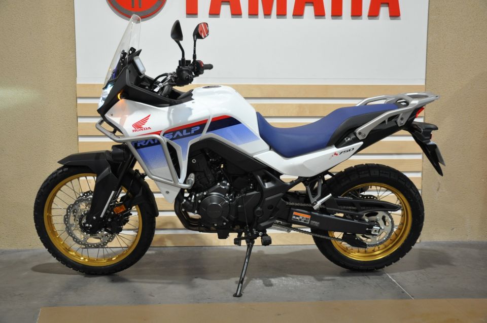 HONDA TRANSALP 750 8