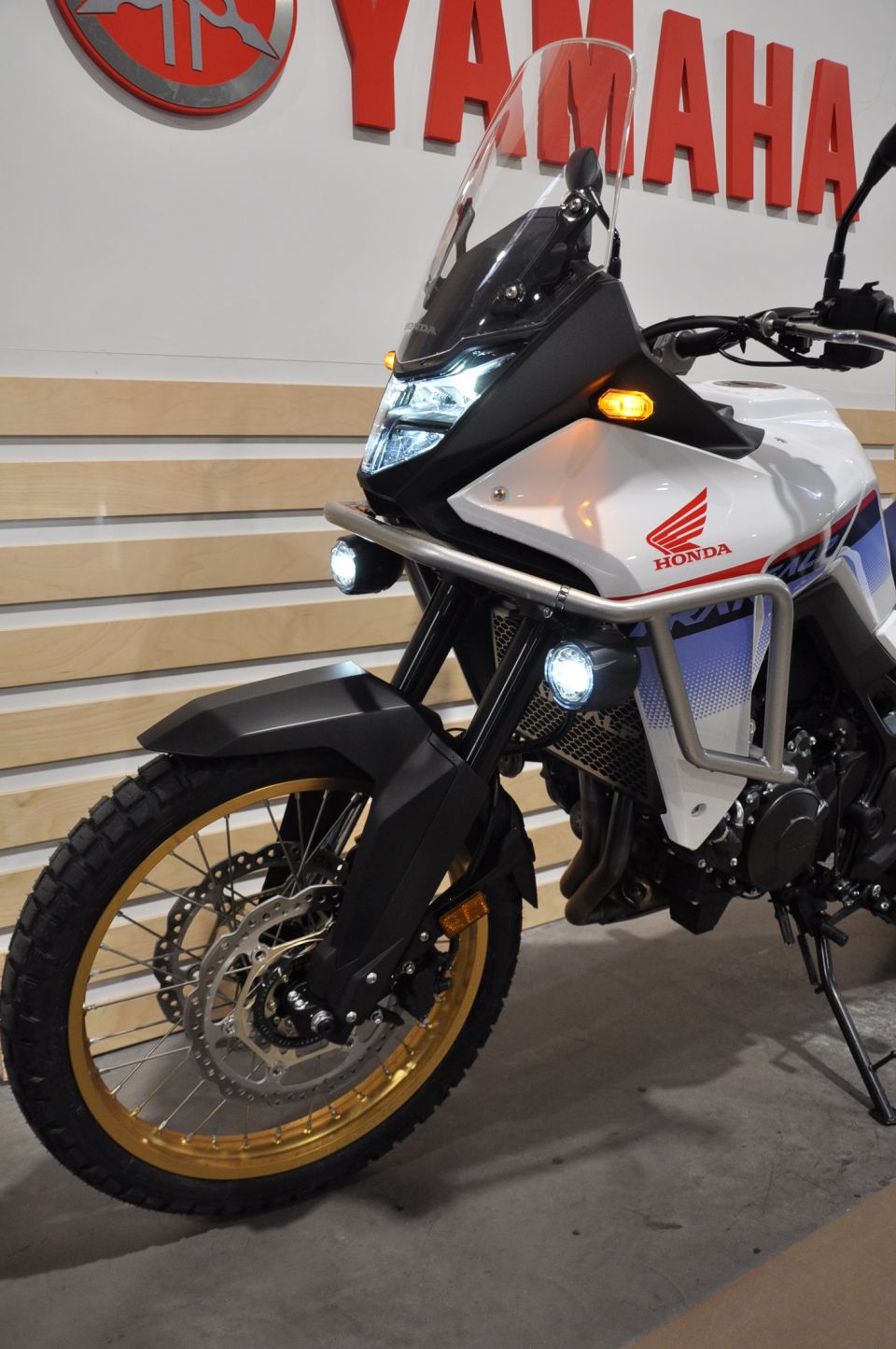 HONDA TRANSALP 750 17