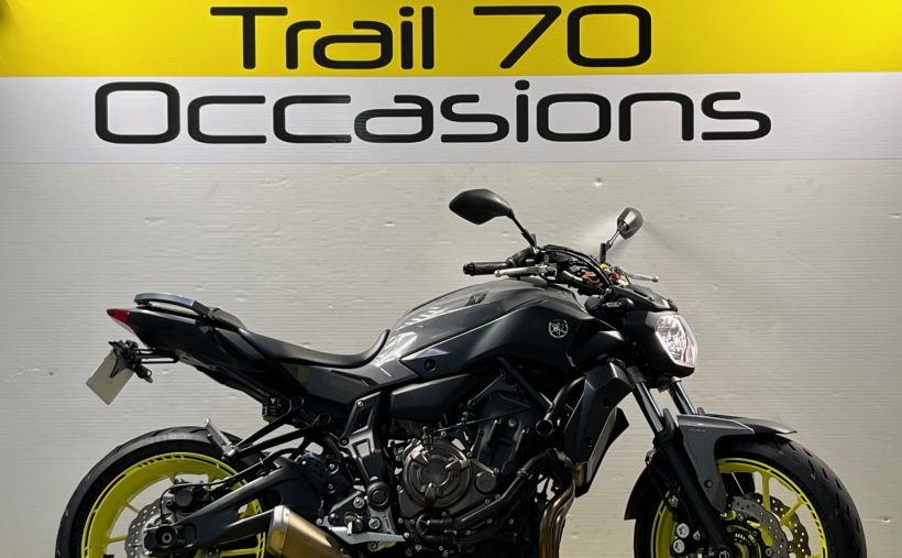 YAMAHA MT-07 36