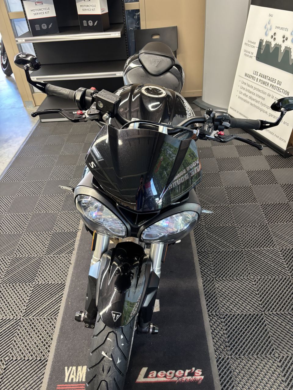 TRIUMPH Street Triple 660 3