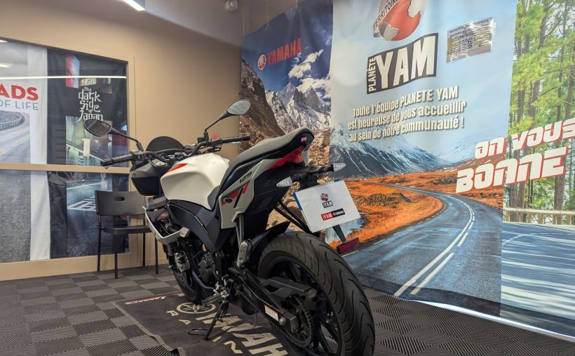 APRILIA TUONO 125 ABS 7