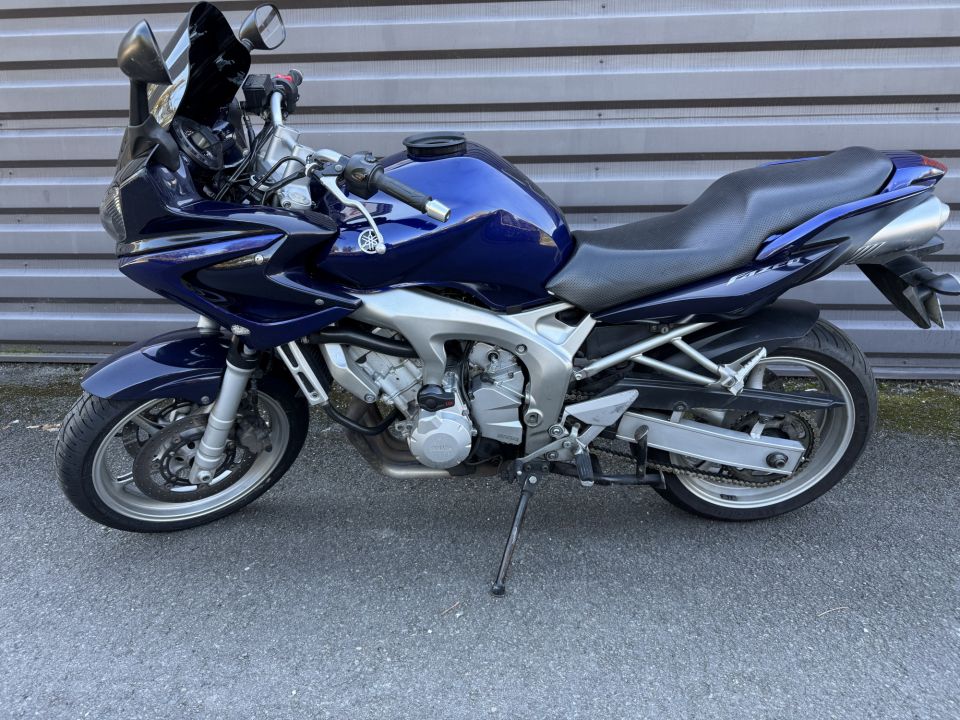 YAMAHA FZ6 600 FAZER 0
