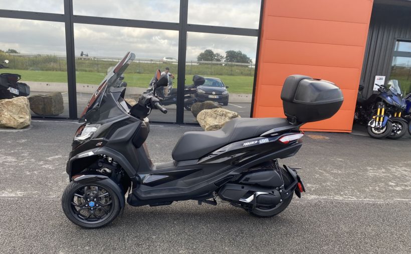 PIAGGIO MP3 400 0