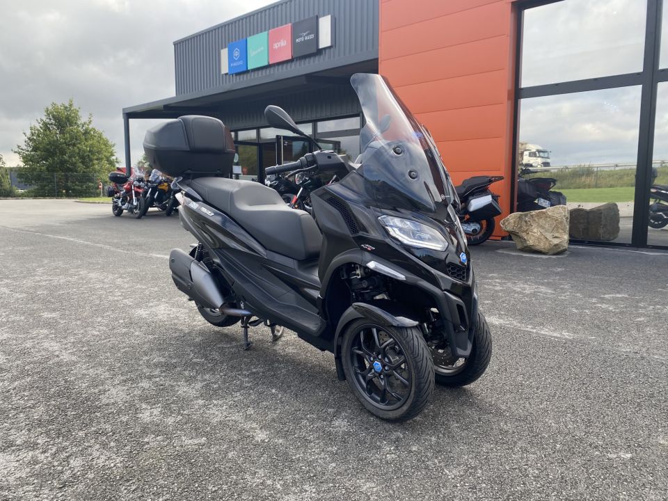 PIAGGIO MP3 400 0