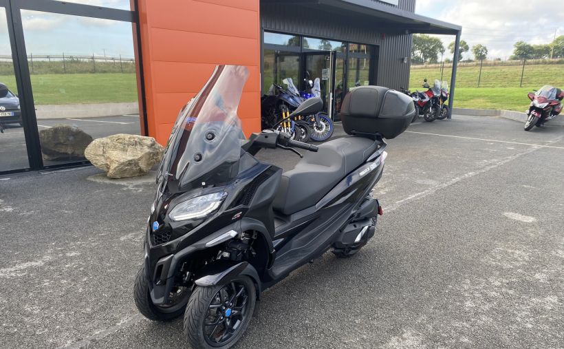 PIAGGIO MP3 400 2