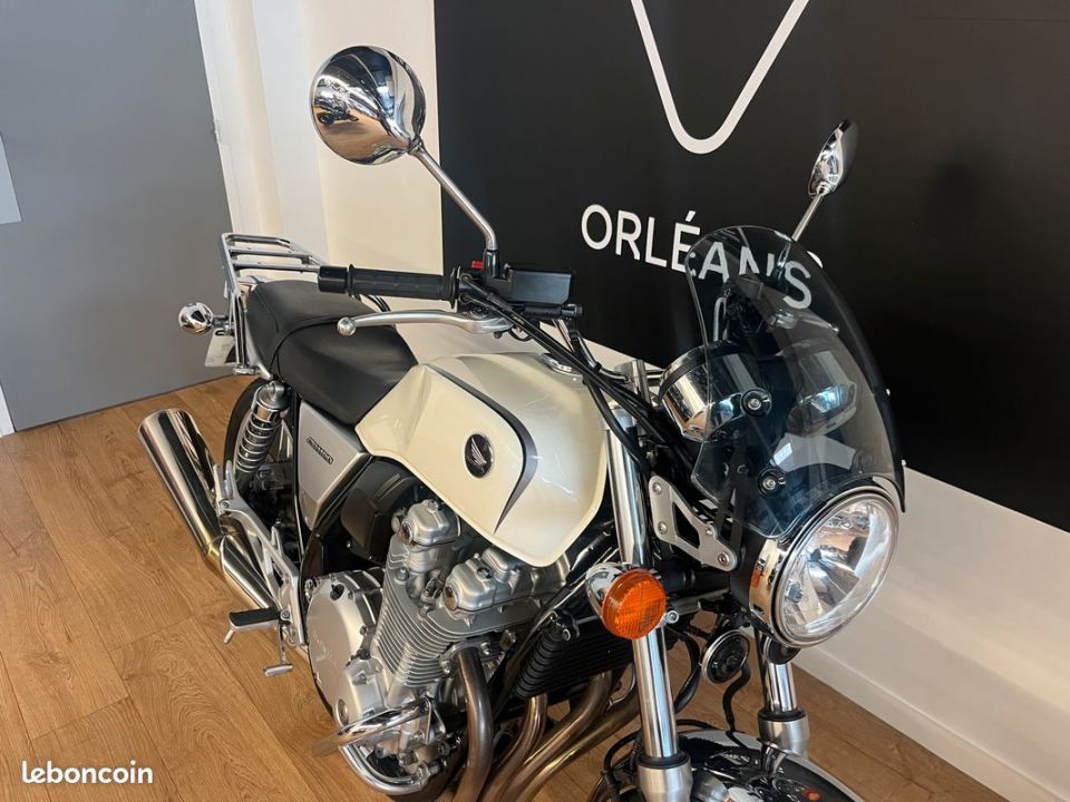 HONDA CB 1100 8