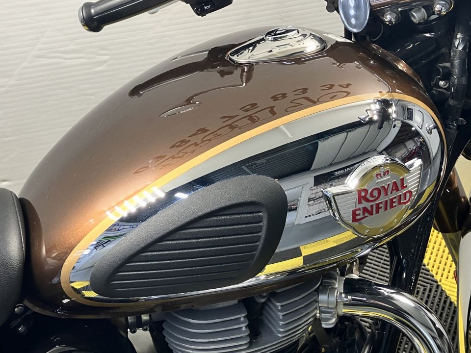 ROYAL ENFIELD CLASSIC 18