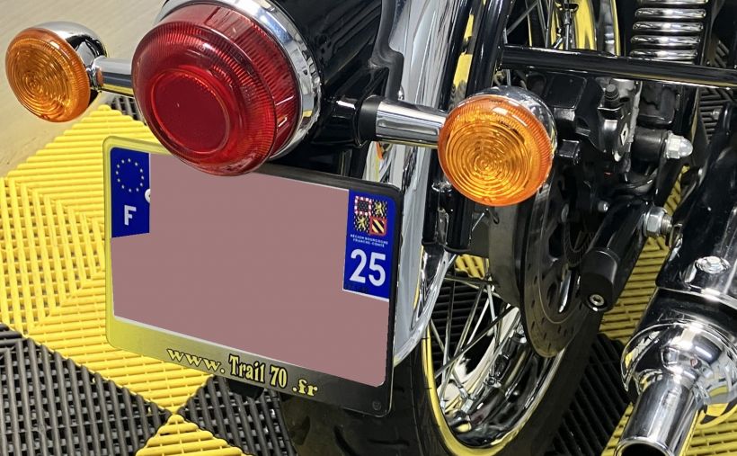 ROYAL ENFIELD CLASSIC 13