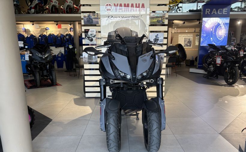 YAMAHA NIKEN 850 GT FAIBLE KM 132€/MOIS* GTIE 12 MOIS 2