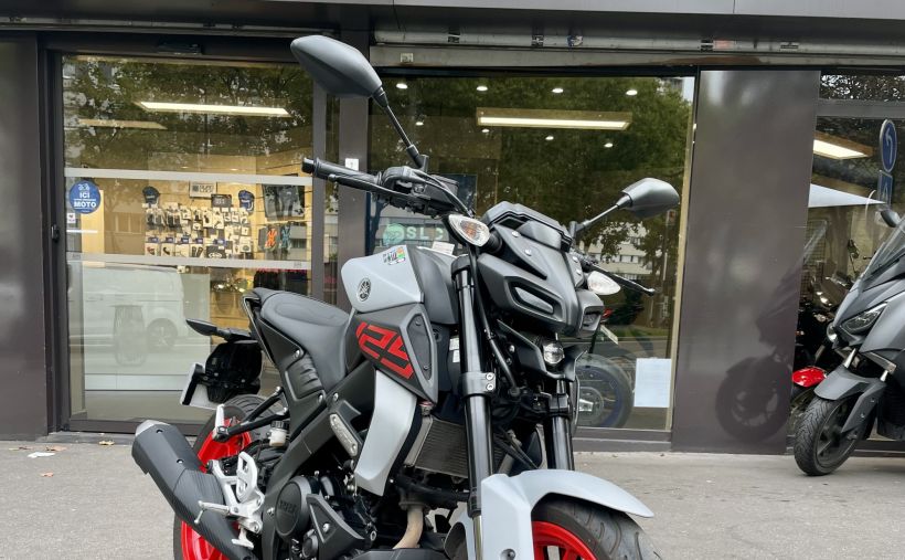 YAMAHA MT-125 ABS 1