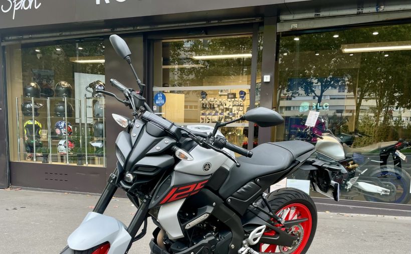 YAMAHA MT-125 ABS 3