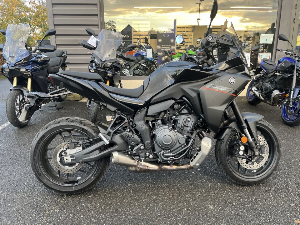YAMAHA TRACER 7 1