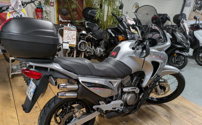 HONDA XL 700 10