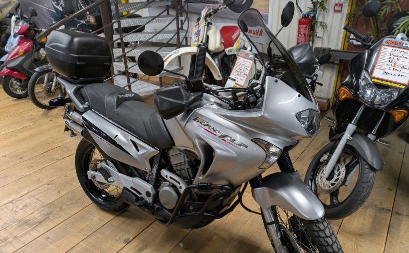 HONDA XL 700 60