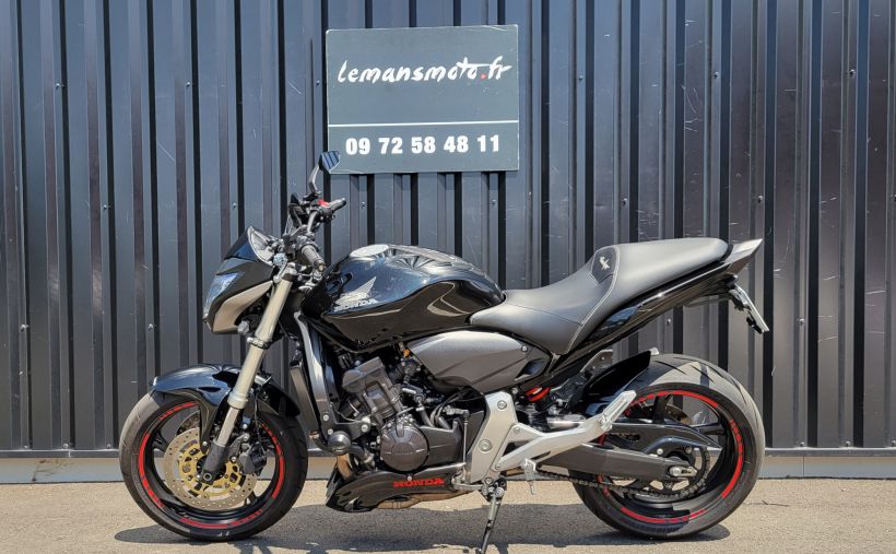 HONDA CB 600 F HORNET 6