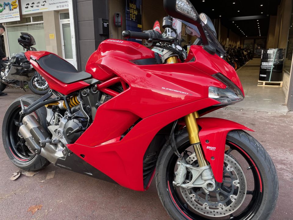 DUCATI SUPERSPORT 939S 1