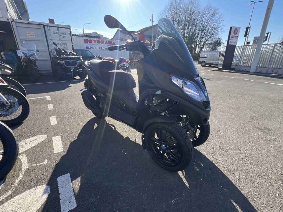 PIAGGIO MP3 310 HPE SPORT 22