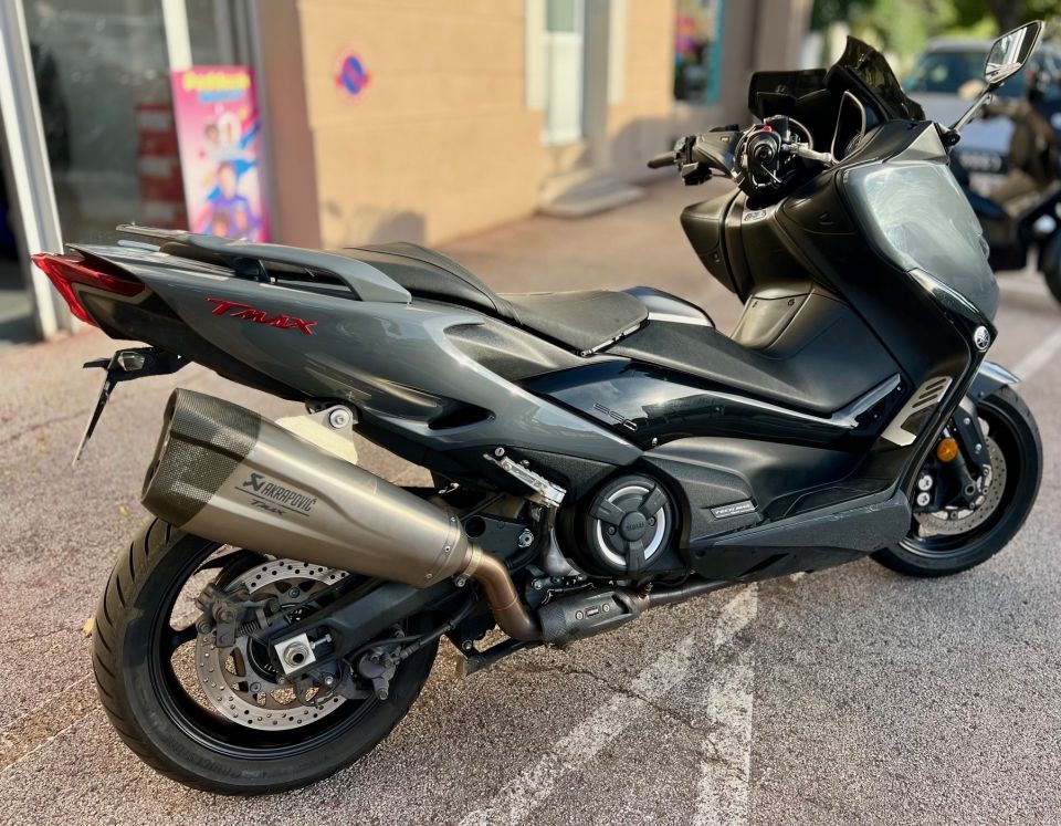 YAMAHA XP T-MAX 560 TECH MAX 6