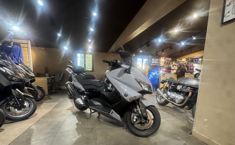 YAMAHA XP T-MAX 530 1