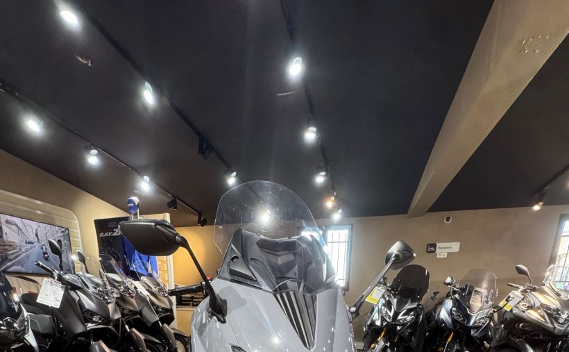 YAMAHA XP T-MAX 530 2