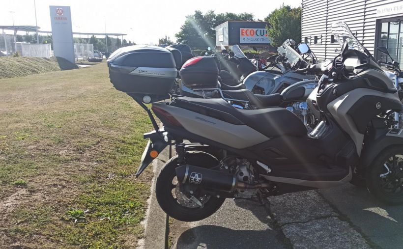 YAMAHA TRICITY 300 1